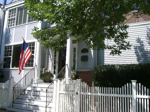 4166 W Berteau, Chicago, IL 60641