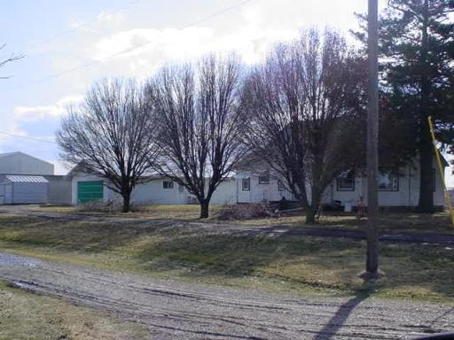 8356 2425n. Ave., Walnut, IL 61376