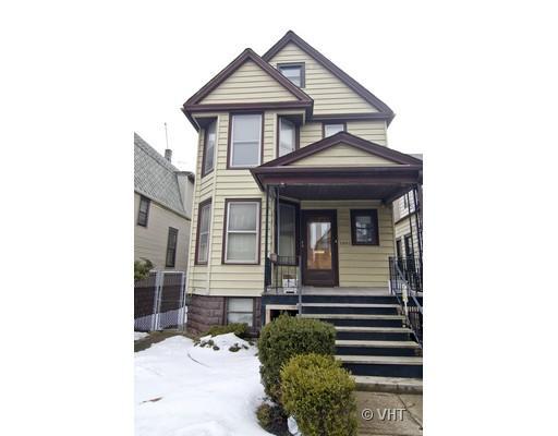3807 W Montrose Ave., Chicago, IL 60618