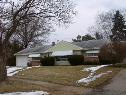 615 Skylark Dr., Rockford, IL 61107