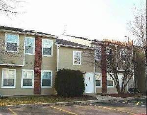 1362 Wyndham Cir. #101, Palatine, IL 60074