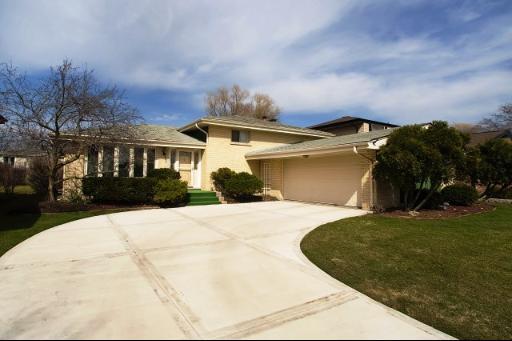 1512 Mulloy Dr., Addison, IL 60101