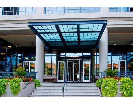 900 N Kingsbury St. #1175, Chicago, IL 60610