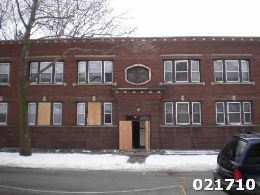 2707 E 78th St., Chicago, IL 60649