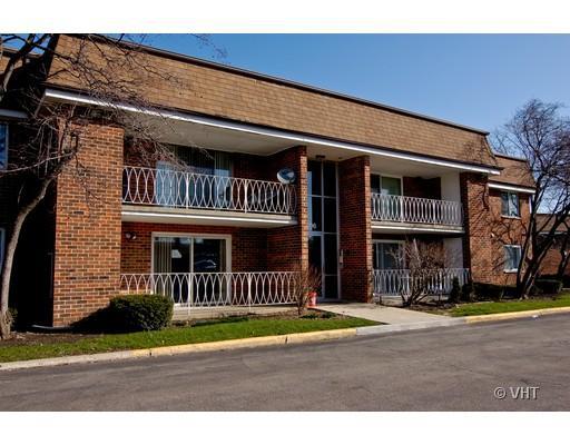 1106 Westover Ln. #1B, Schaumburg, IL 60193