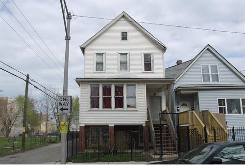 1941 N St. Louis Ave., Chicago, IL 60647