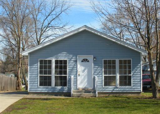 1108 S Spencer, Aurora, IL 60505