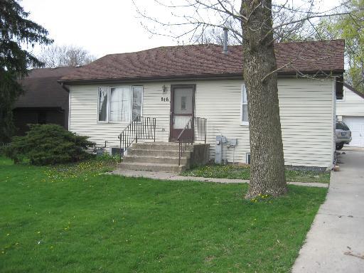 816 Bode Rd., Elgin, IL 60120
