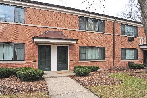 732 Dodge Ave., Evanston, IL 60202