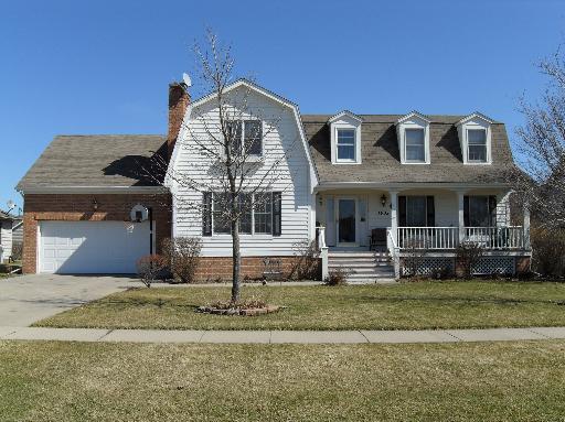 1402 Lorraine Dr., Sandwich, IL 60548