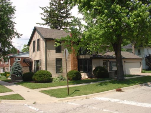 519 Warner Ave., Lemont, IL 60439