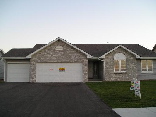 9357 Emerson Pkwy., Machesney Park, IL 61115