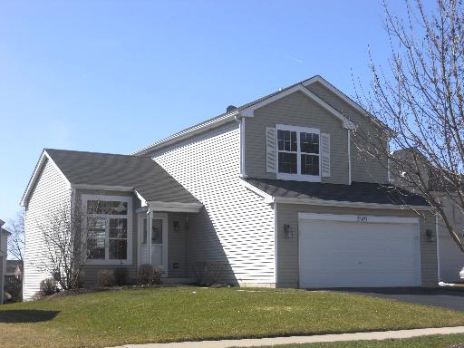 2189 Waterford Ct., Round Lake, IL 60073