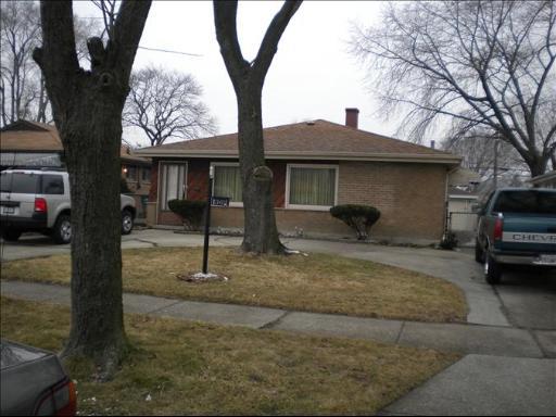 1362 Greenbay Ave., Calumet City, IL 60409