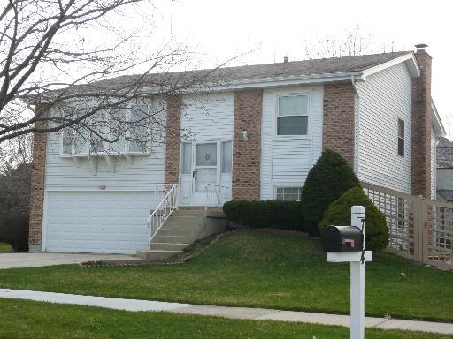 720 Morningside Dr., Naperville, IL 60563
