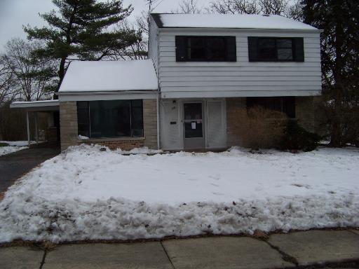 305 Oakwood St., Park Forest, IL 60466
