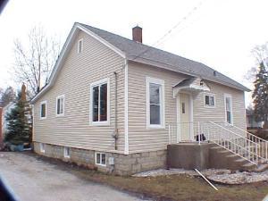 24 N Harrison Ave., Aurora, IL 60506