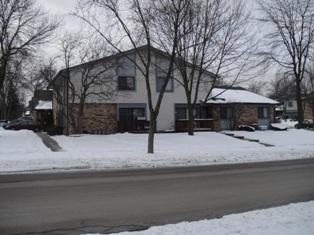 8235 Portsmouth Dr. #B, Darien, IL 60561