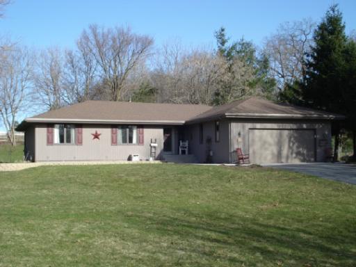 10923 Oconto Dr., Roscoe, IL 61073