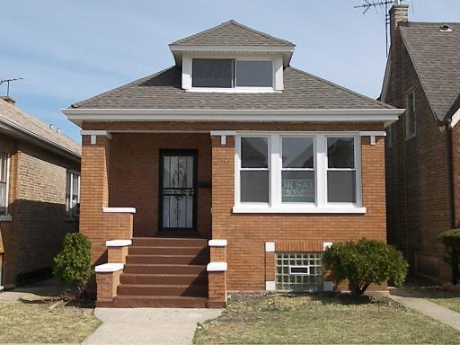 7121 S Fairfield Ave., Chicago, IL 60629