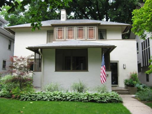 629 Fair Oaks Ave., Oak Park, IL 60302