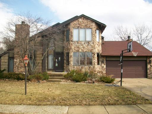 702 S River Rd., Naperville, IL 60540