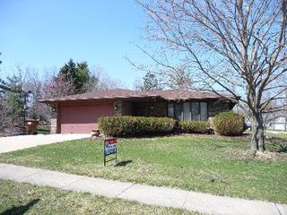 832 Overlook Dr., Frankfort, IL 60423