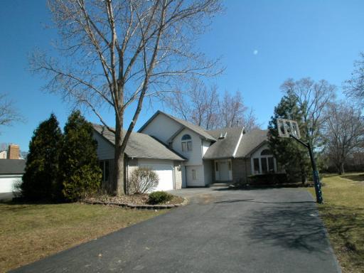 1547 Tina Ln., Flossmoor, IL 60422