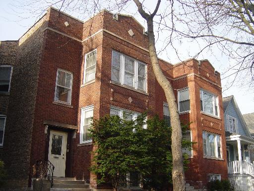 3242 W Belle Plaine Ave., Chicago, IL 60618