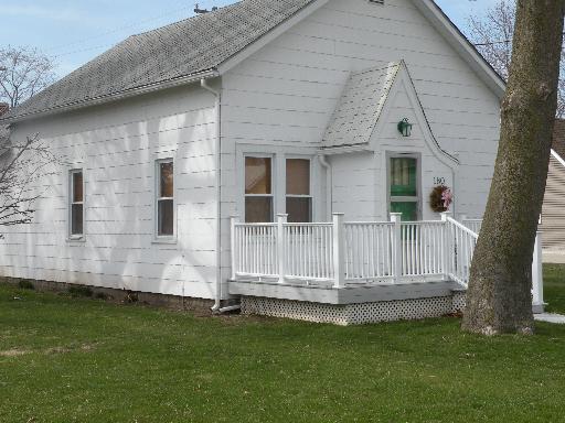 180 N Third Ave., South Wilmington, IL 60474