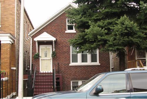 2709 W 24th St., Chicago, IL 60608