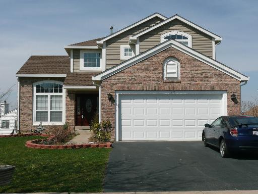 417 Big Cloud Pass St., Lake In The Hills, IL 60156