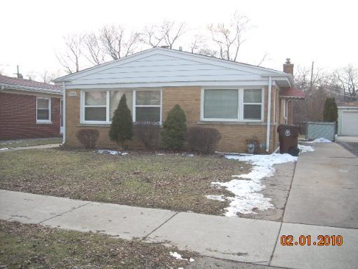 9534 Lockwood Ave., Skokie, IL 60077