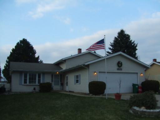 5104 Sandburg Dr., Mchenry, IL 60050