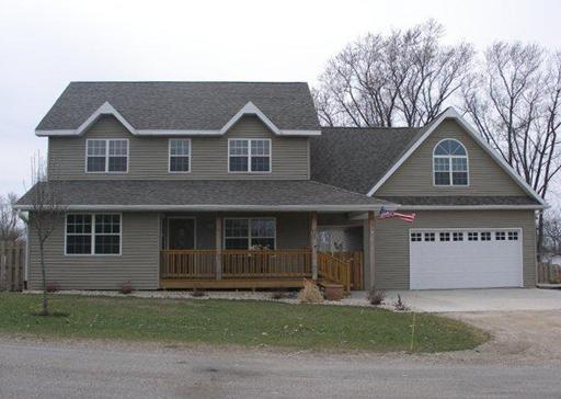 402 Lincoln St., Seatonville, IL 61359