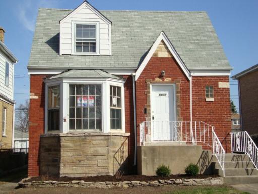 5872 W Gunnison St., Chicago, IL 60630