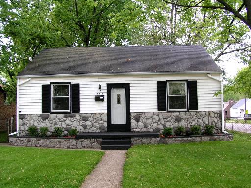 806 Campbell Ave., Calumet City, IL 60409