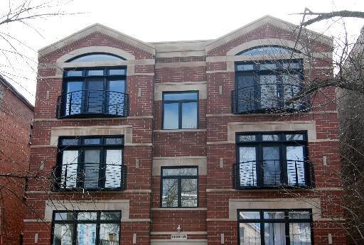 2835 W Lyndale #3B, Chicago, IL 60647