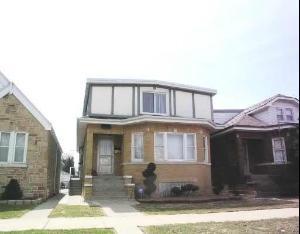 7035 W Roscoe St., Chicago, IL 60634
