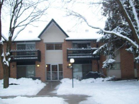 9A Kingery Quarter #203, Willowbrook, IL 60527