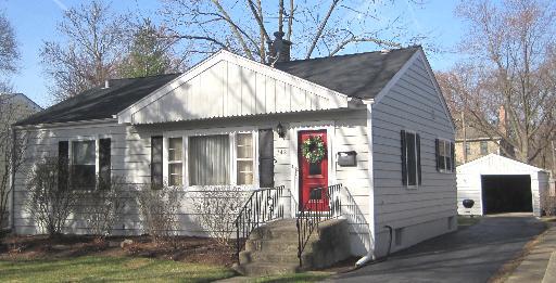 742 Pleasant Ave., Glen Ellyn, IL 60137