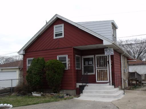 8831 S May St., Chicago, IL 60620