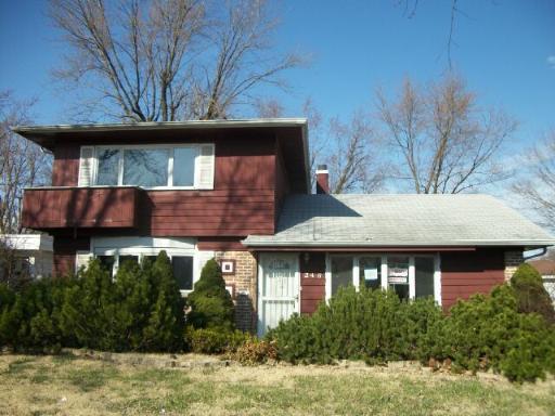 246 Blackhawk Dr., Park Forest, IL 60466