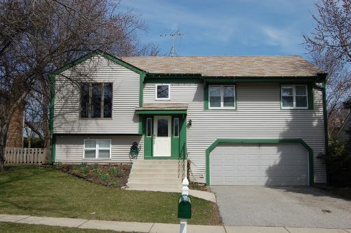 117 Wallace St., Bartlett, IL 60103
