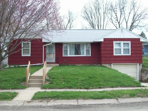 315 Depot St., Walnut, IL 61376