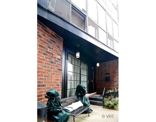 1956 N Mohawk St. #C, Chicago, IL 60614