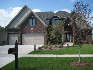 3727 Ryder Ct., Naperville, IL 60565