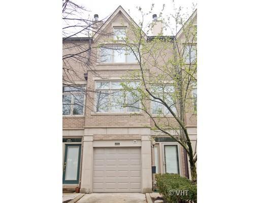 2702 N Southport St. #B, Chicago, IL 60614
