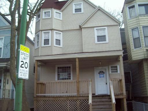 2809 E 76th St., Chicago, IL 60649