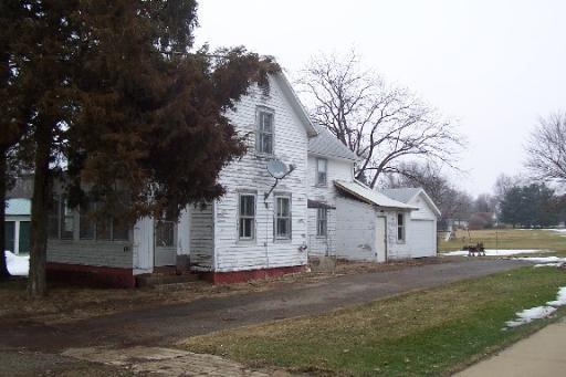 103 N Clark St., Lamoille, IL 61330